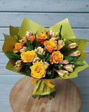 Букет цветов из:  Альстромерии и Розы в Марковский