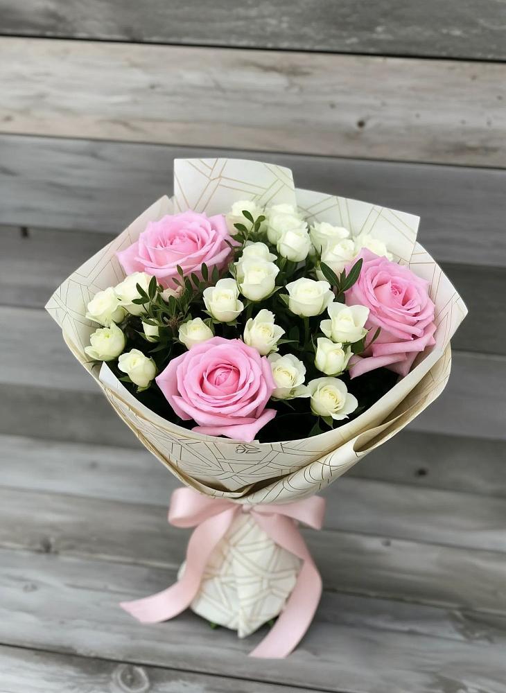 Букет цветов из: Розы в Марковский