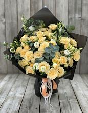 Букет цветов из:  Розы и Лизиантусы #REPLACE_PRED# Марковский