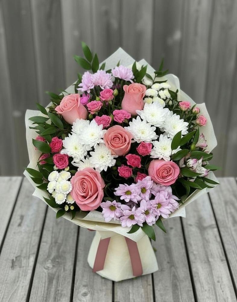Букет цветов из: Альстромерии, Гвоздики, Розы и Хризантемы в Марковский