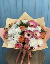 Букет цветов из:  Розы, Герберы и Хризантемы в Марковский