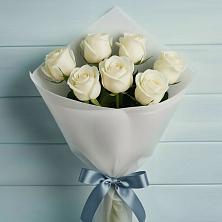 Букет 7 Белых роз Эдлесс Лав в Марковский