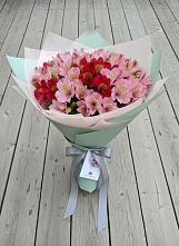 Букет цветов из:  Альстромерии в Марковский