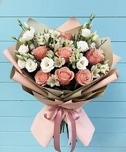 Букет цветов из:  Розы, Альстромерии и Лизиантусы в Марковский
