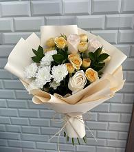 Букет цветов из:  Розы и Хризантемы в Марковский