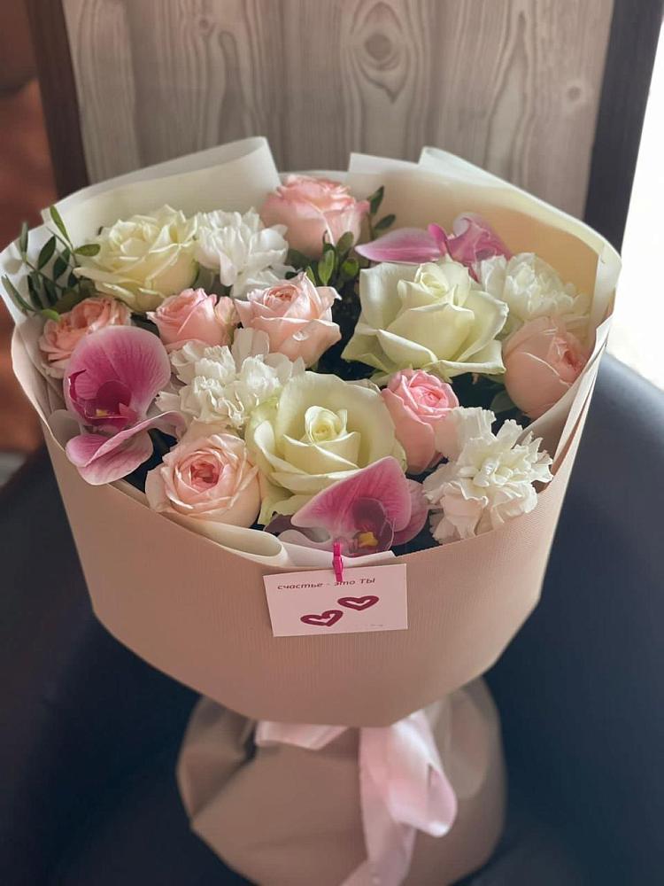 Букет цветов из: Орхидеи, Розы и Гвоздики в Марковский