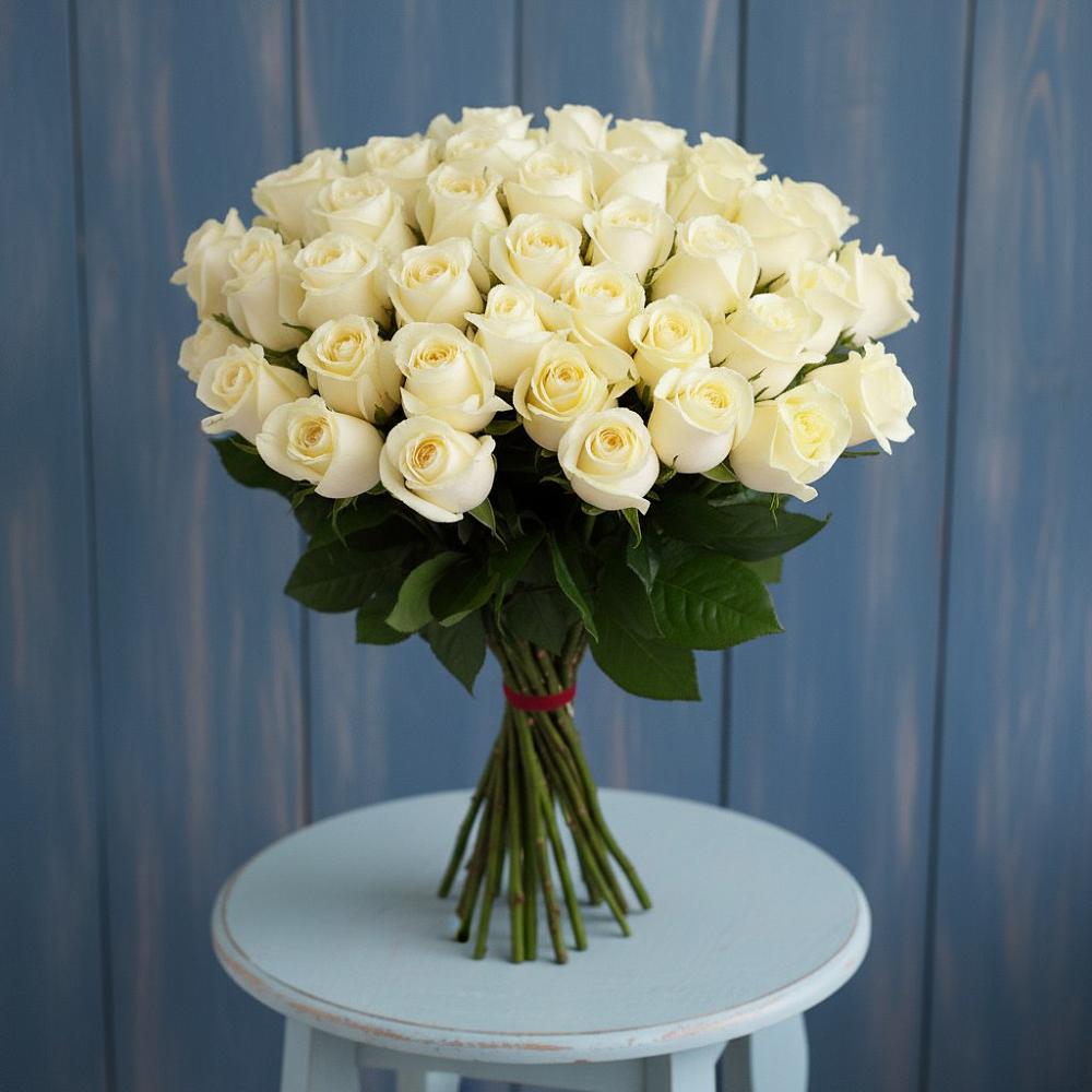 Букет 51 Белая роза Эдлесс Лав в Марковский