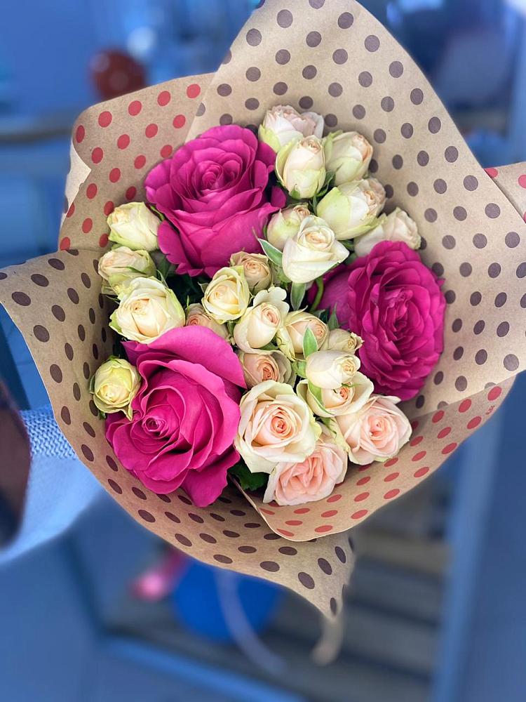 Букет цветов из: Розы в Марковский