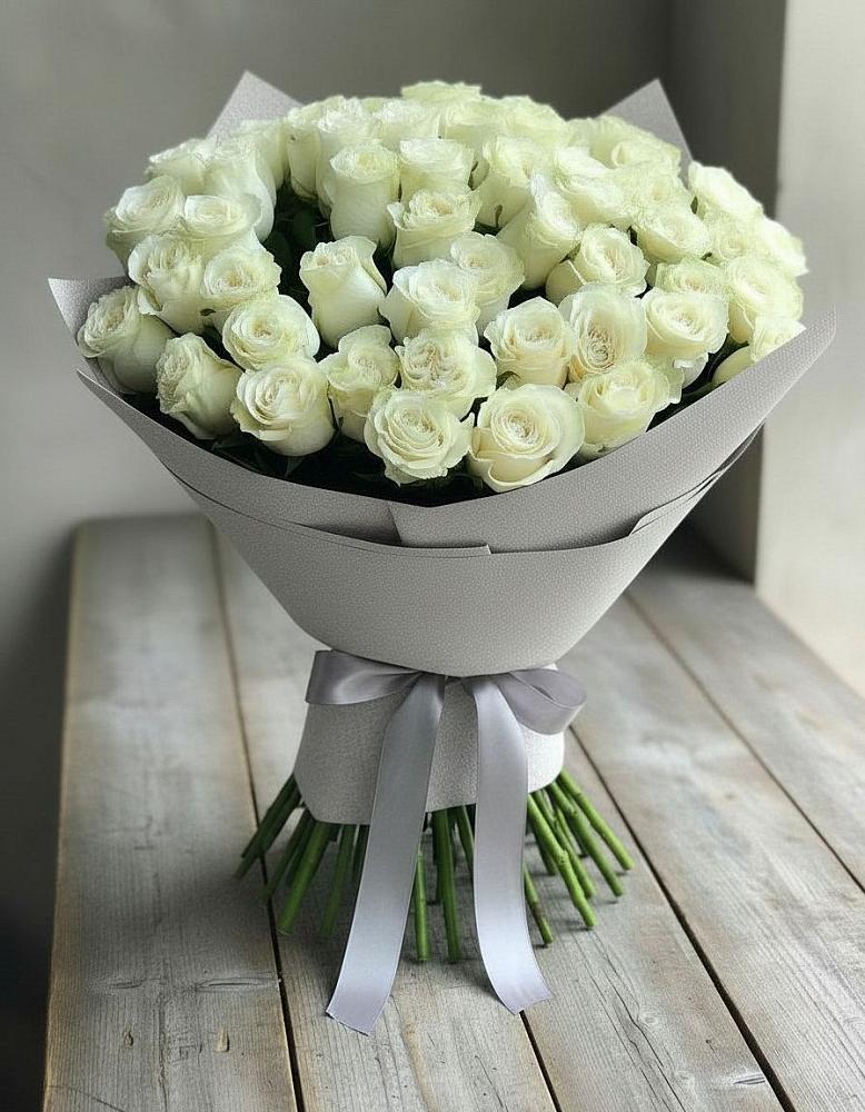Букет 35 Белых роз в Марковский