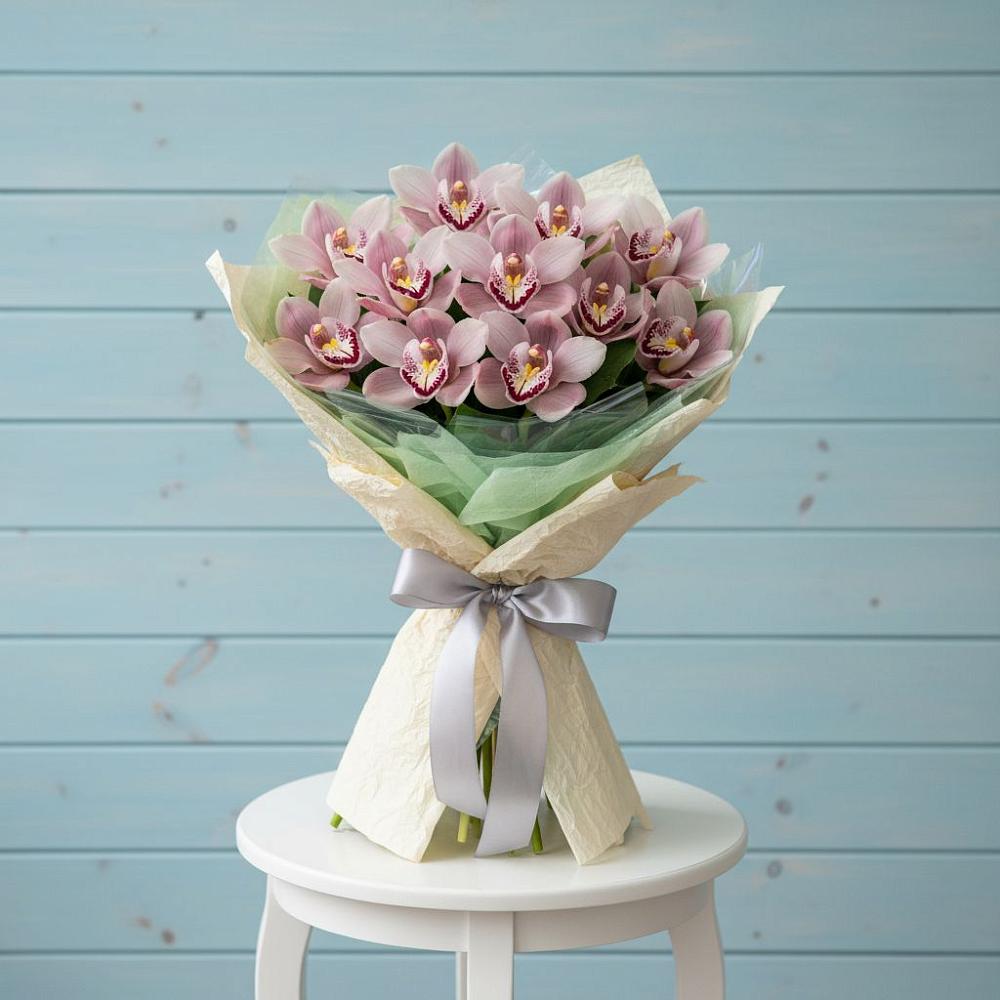 Букет цветов из: Орхидеи и Розы в Марковский