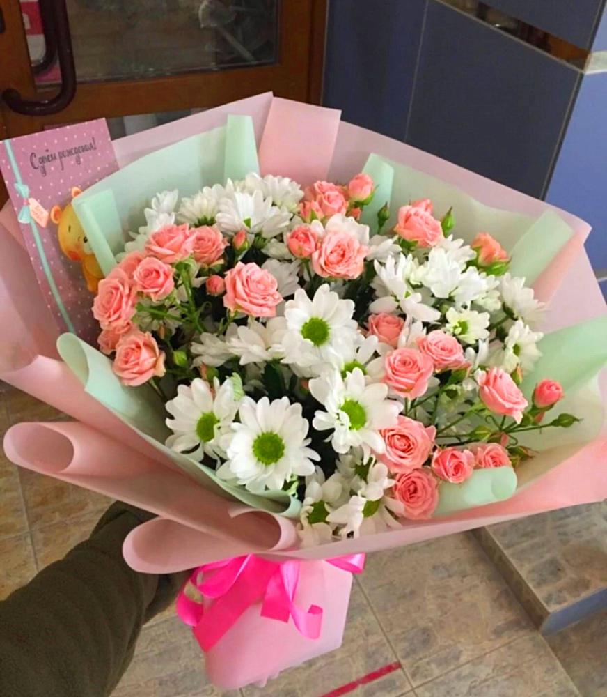 Букет цветов из: Розы и Хризантемы в Марковский