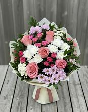 Букет цветов из:  Альстромерии, Гвоздики, Розы и Хризантемы в Марковский