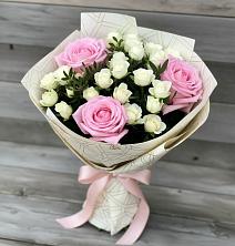Букет цветов из:  Розы в Марковский
