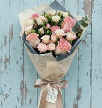 Букет цветов из:  Розы в Марковский
