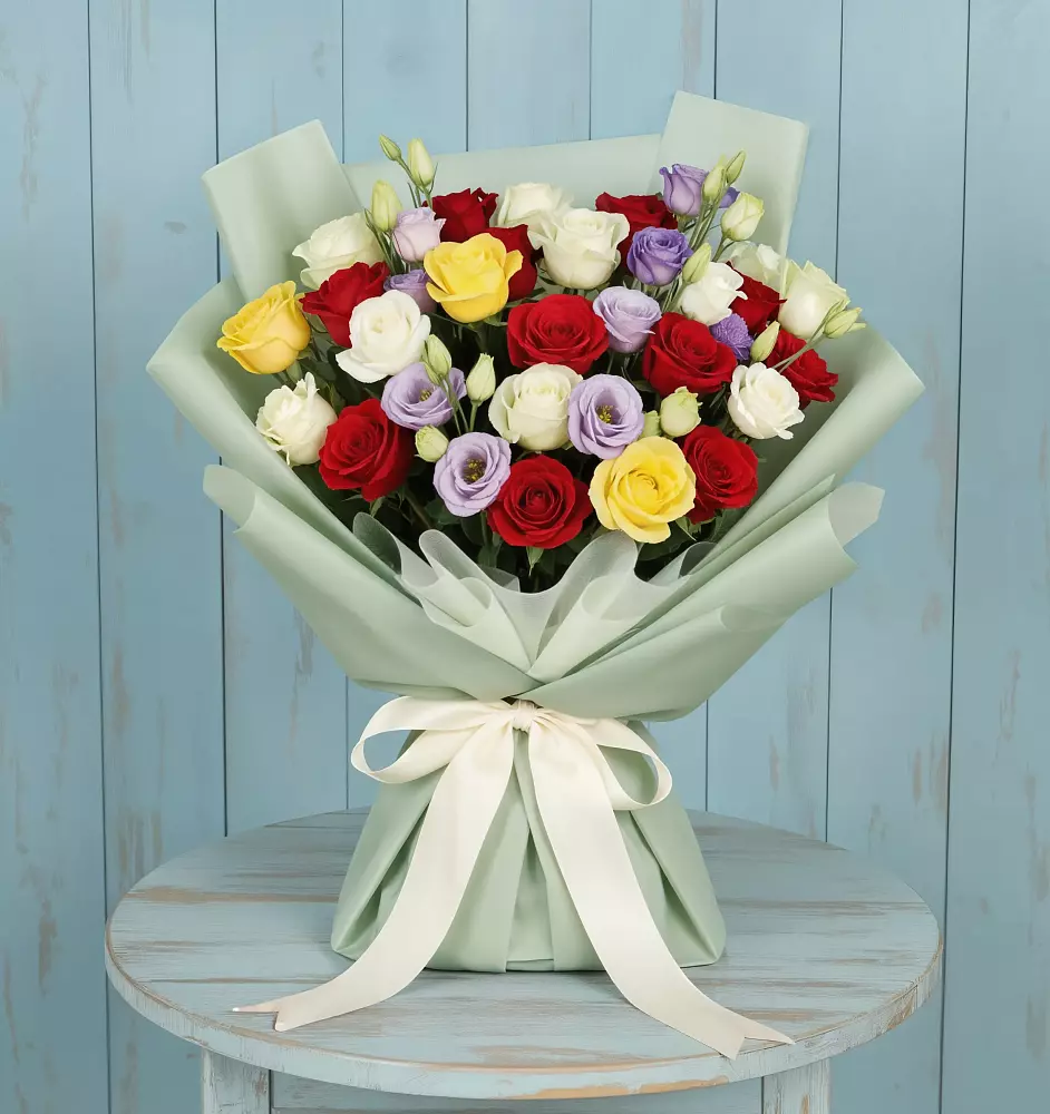 Букет цветов из: Розы в Марковский