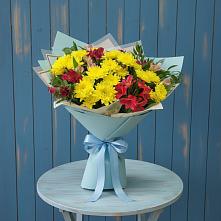 Букет цветов из:  Альстромерии и Хризантемы #REPLACE_PRED# Марковский