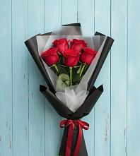 Букет цветов из:  Розы в Марковский