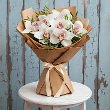 Букет цветов из:  Орхидеи и Розы #REPLACE_PRED# Марковский
