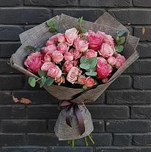 Букет цветов из:  Розы в Марковский